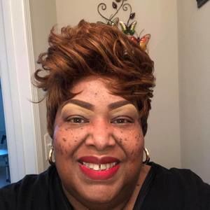 Meet your Posher, Ola